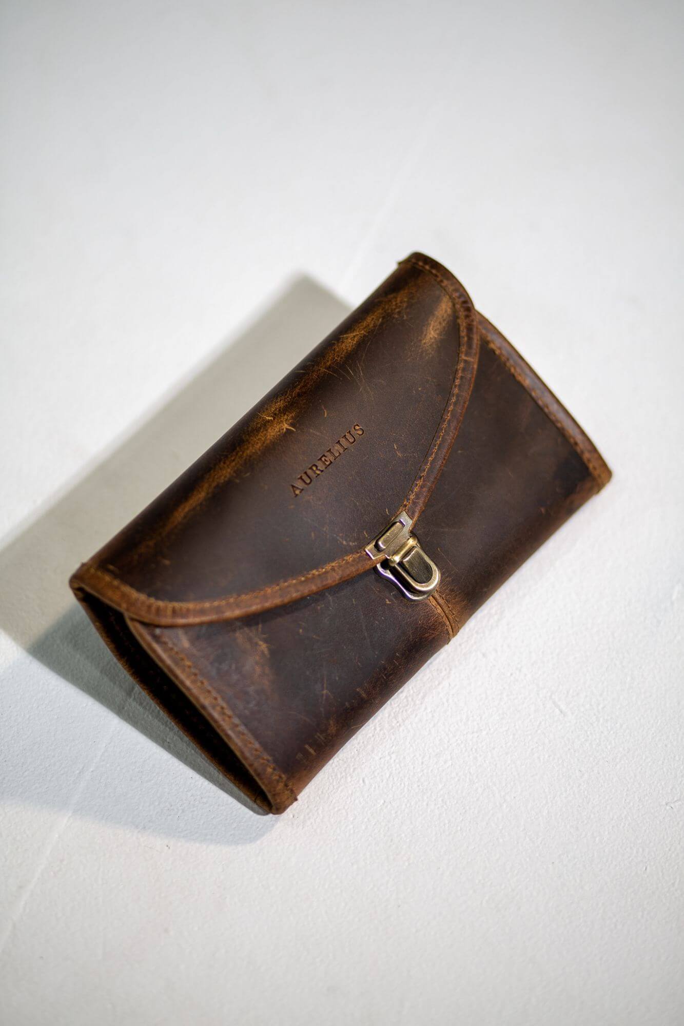 Aurelius Leather Leather Bag Dark Brown Leather Milo Everyday Tech Wallet