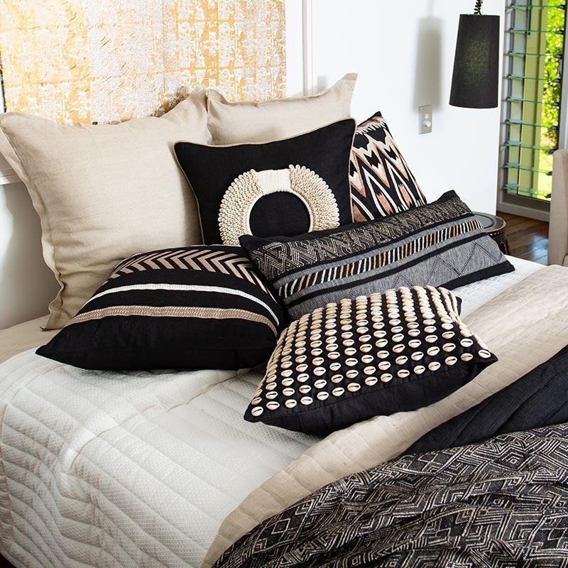 Bandhini - Design House Shell Ring Lounge Cushion 55 x 55 cm