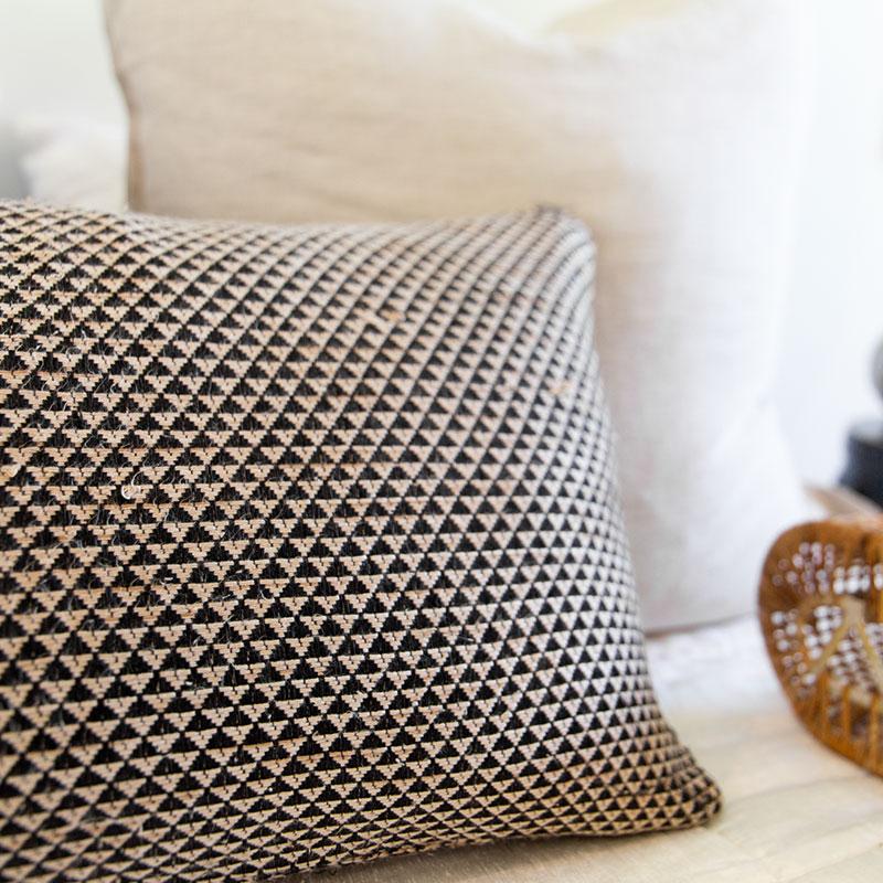 Bandhini Homewear Design Lumber Cushion Natural / 14” x 21” Pyramid Weave Black Lumber Cushion 35 x 53 cm